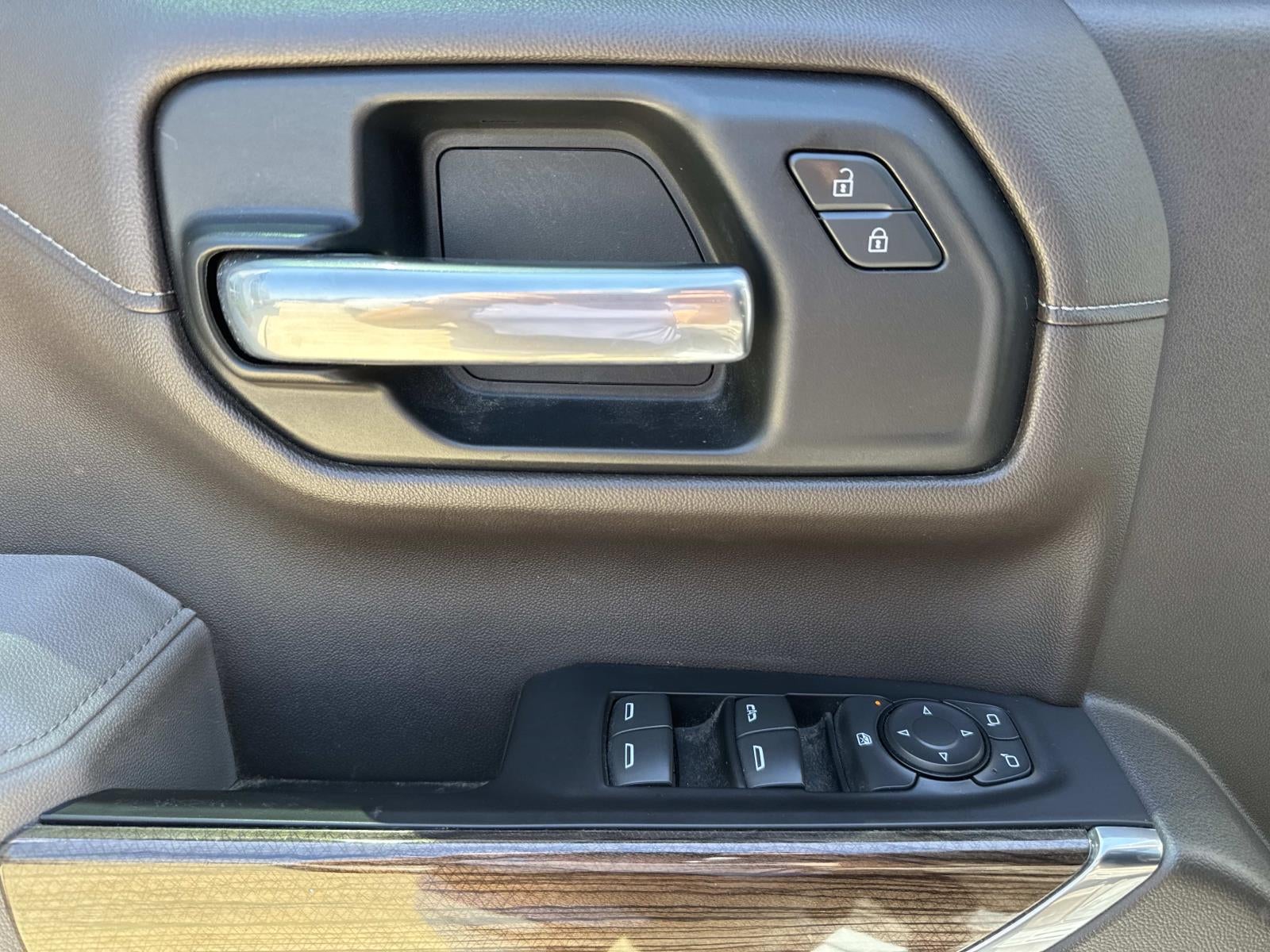 2020 Chevrolet Silverado 1500 2WD Crew Cab Short Bed RST