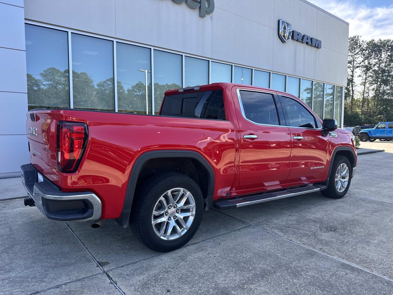 2020 GMC Sierra 1500 SLT
