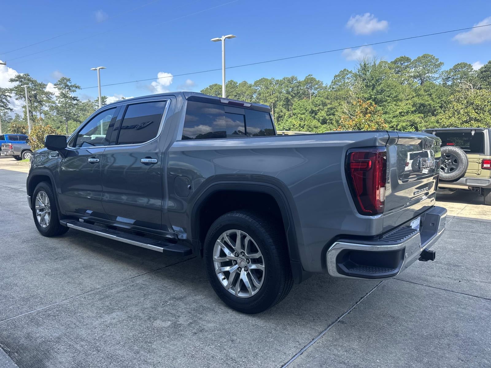 2020 GMC Sierra 1500 SLT