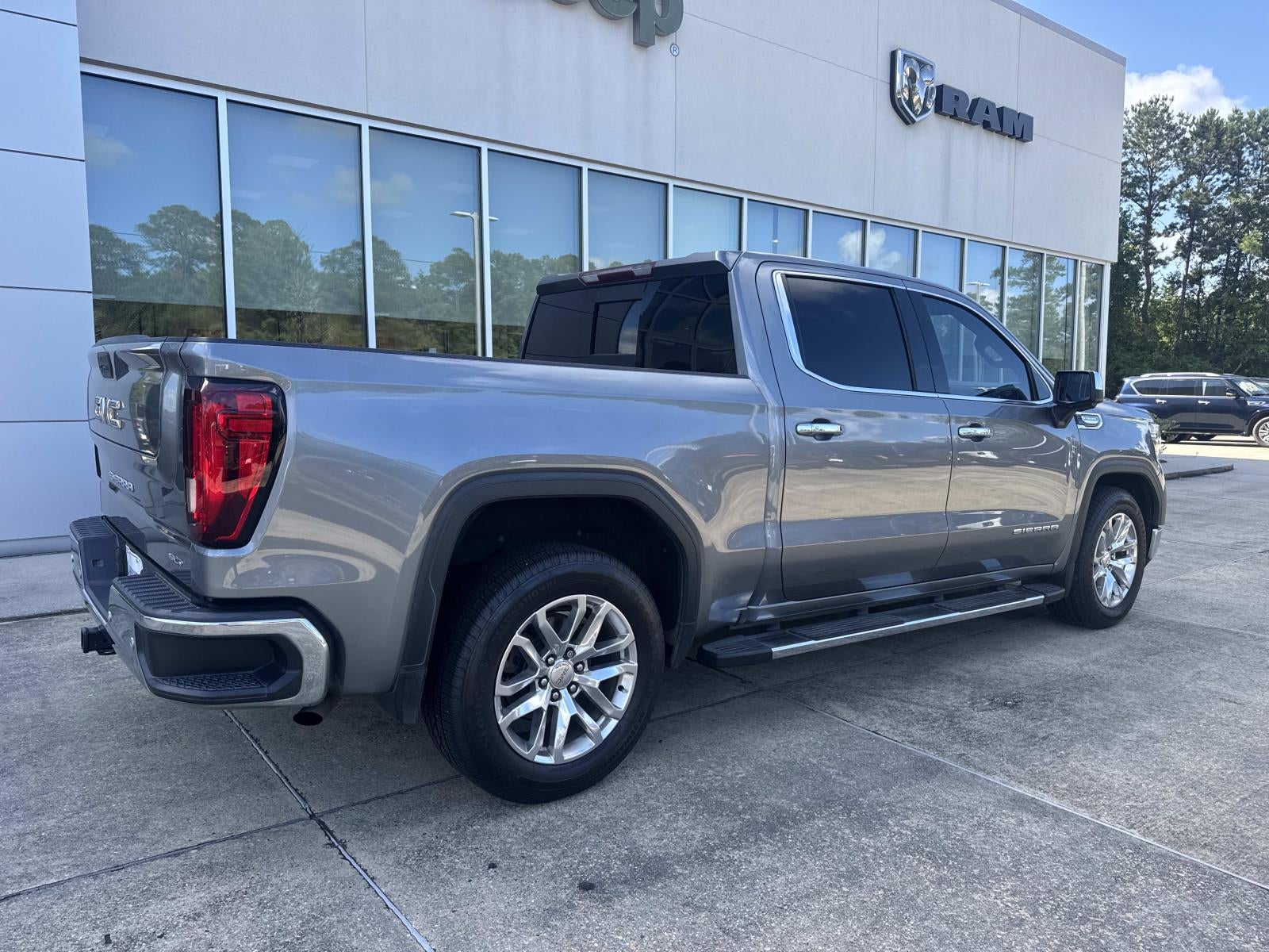 2020 GMC Sierra 1500 SLT