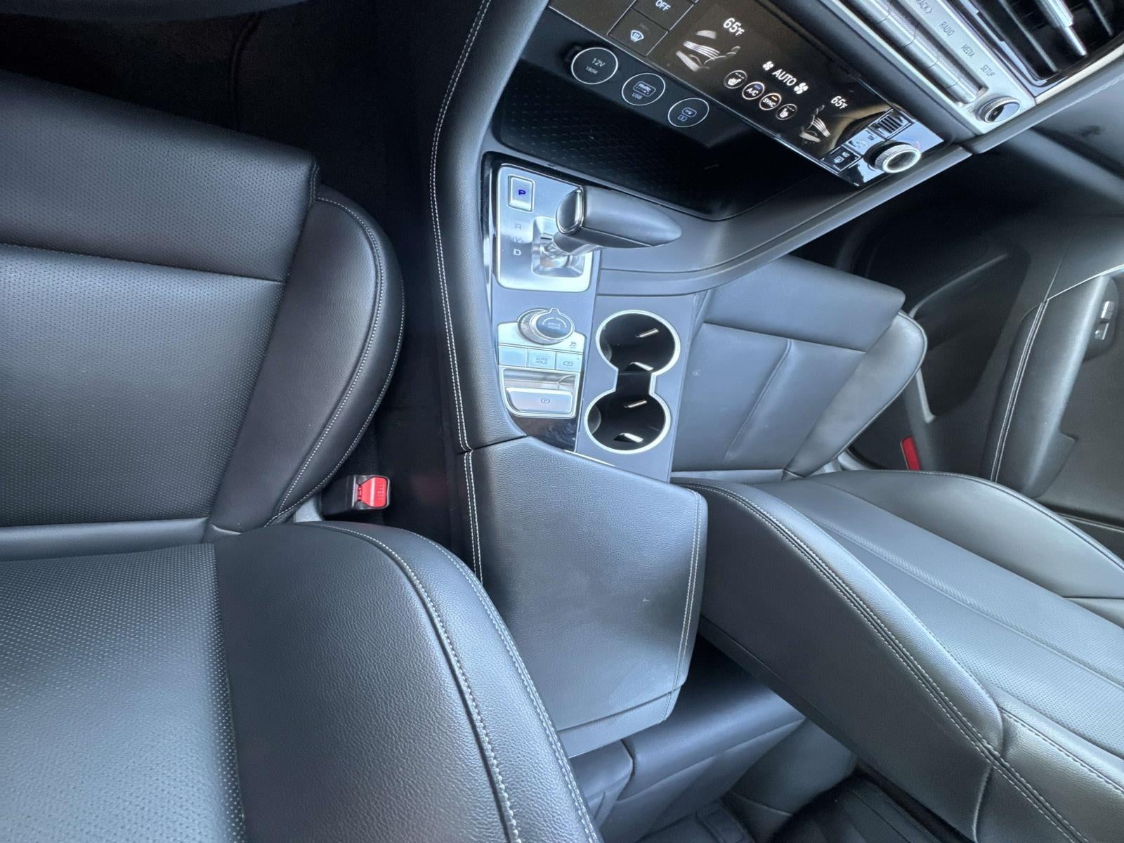 2025 Genesis G70 2.5T RWD